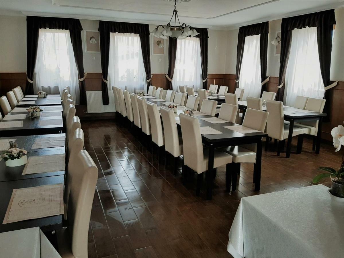 Ligetalja Termal Hotel Peneszlek Bagian luar foto
